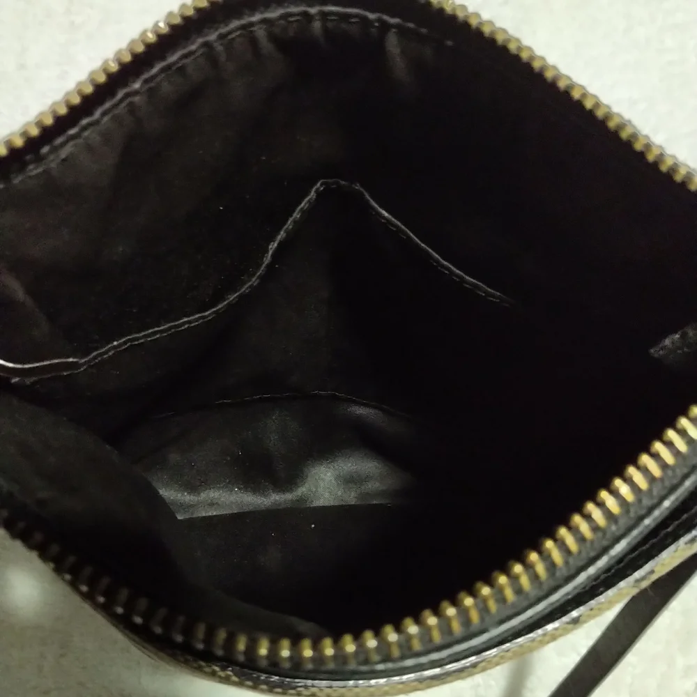 Authentic Coach Bkack Crossbody Purse